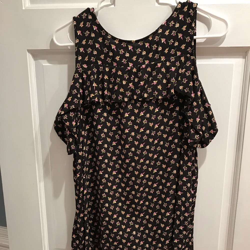 Loft Cold Shoulder blouse
